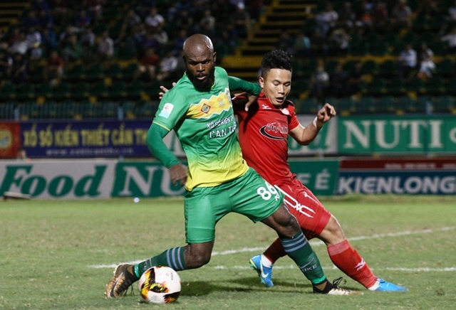 CLB XSKT Can Tho,  CLB TP.HCM,  HLV Toshiya Miura,  V.League 2018 anh 10