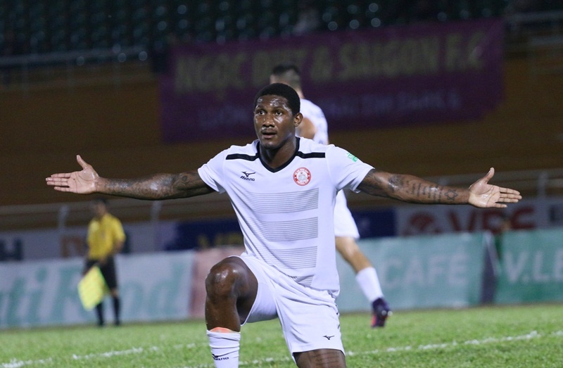 Toshiya Miura,  CLB TP.HCM,  Gonzalo,  Phi Son,  Gustavo Costa,  chan sut Bundesliga,  Huynh Kesley,  V.League,  thi truong chuyen nhuong anh 2