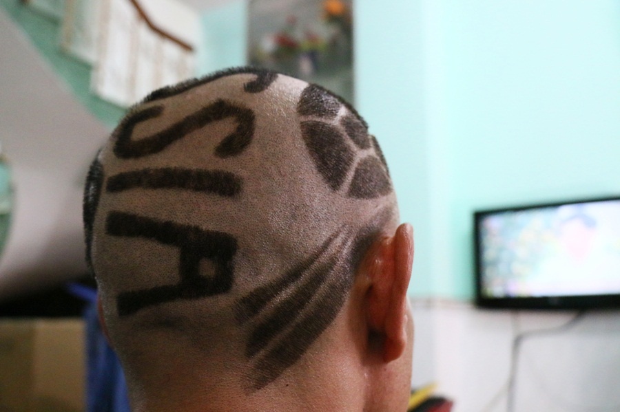 Le Anh Tien,  fan cuong bong da,  CDV dac biet World Cup,  World Cup,  World Cup 2018,  cao dau co vu World Cup,  CDV Viet Nam,  kieu toc World Cup 2018 anh 1