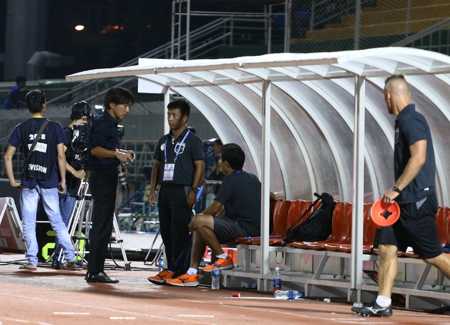 Toshiya Miura,  Miura,  CLB TP.HCM,  XSKT Can Tho,  Can Tho,  trong tai,  song di chet lai anh 8