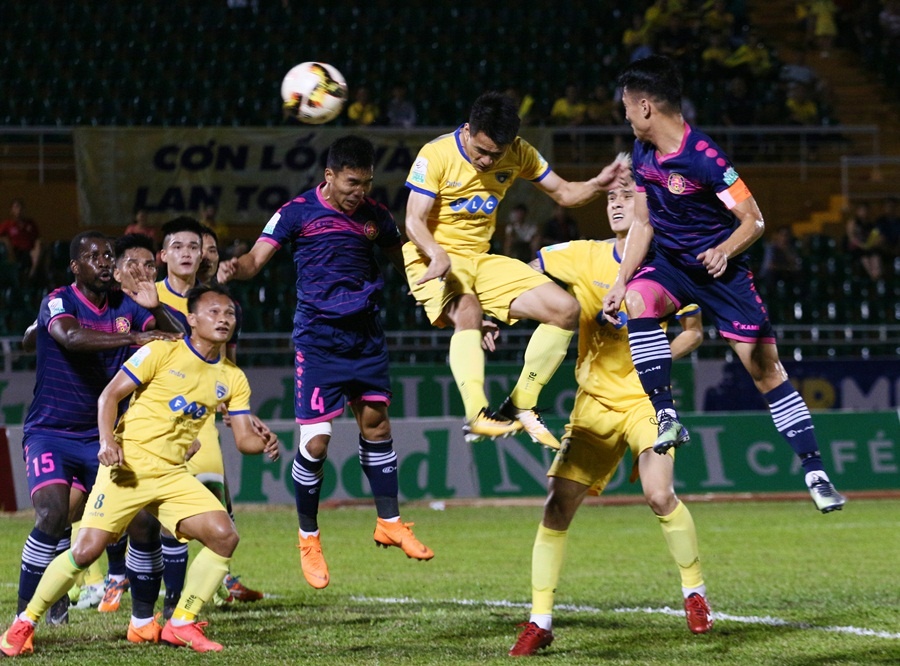 Quoc Phuong,  Le Quoc Phuong,  V.League 2018,  Thanh Hoa,  Sai Gon,  the do,  Ngo Anh Vu,  Omar anh 1