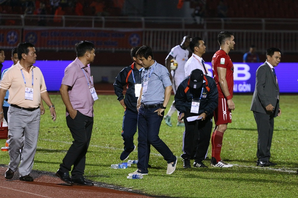 Le Van Hung,  thu mon,  Toshiya Miura,  CLB Da Nang,  CLB TP.HCM,  sai lam,  V.League,  rung rung nuoc mat anh 5