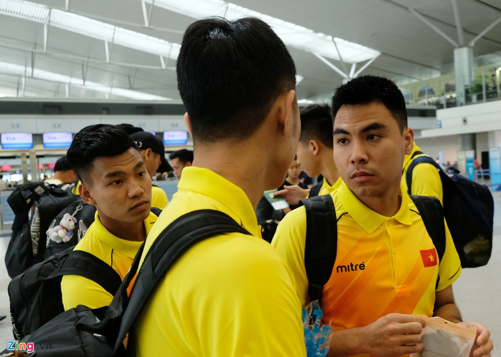 Olympic Viet Nam,  Duc Huy,  Bui Tien Dung,  Park Hang-seo,  ASIAD,  Indonesia anh 2