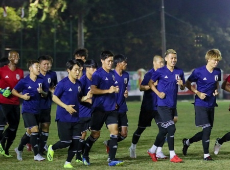 Olympic Nhat Ban lac quan va thich nghi voi kho khan o Indonesia hinh anh