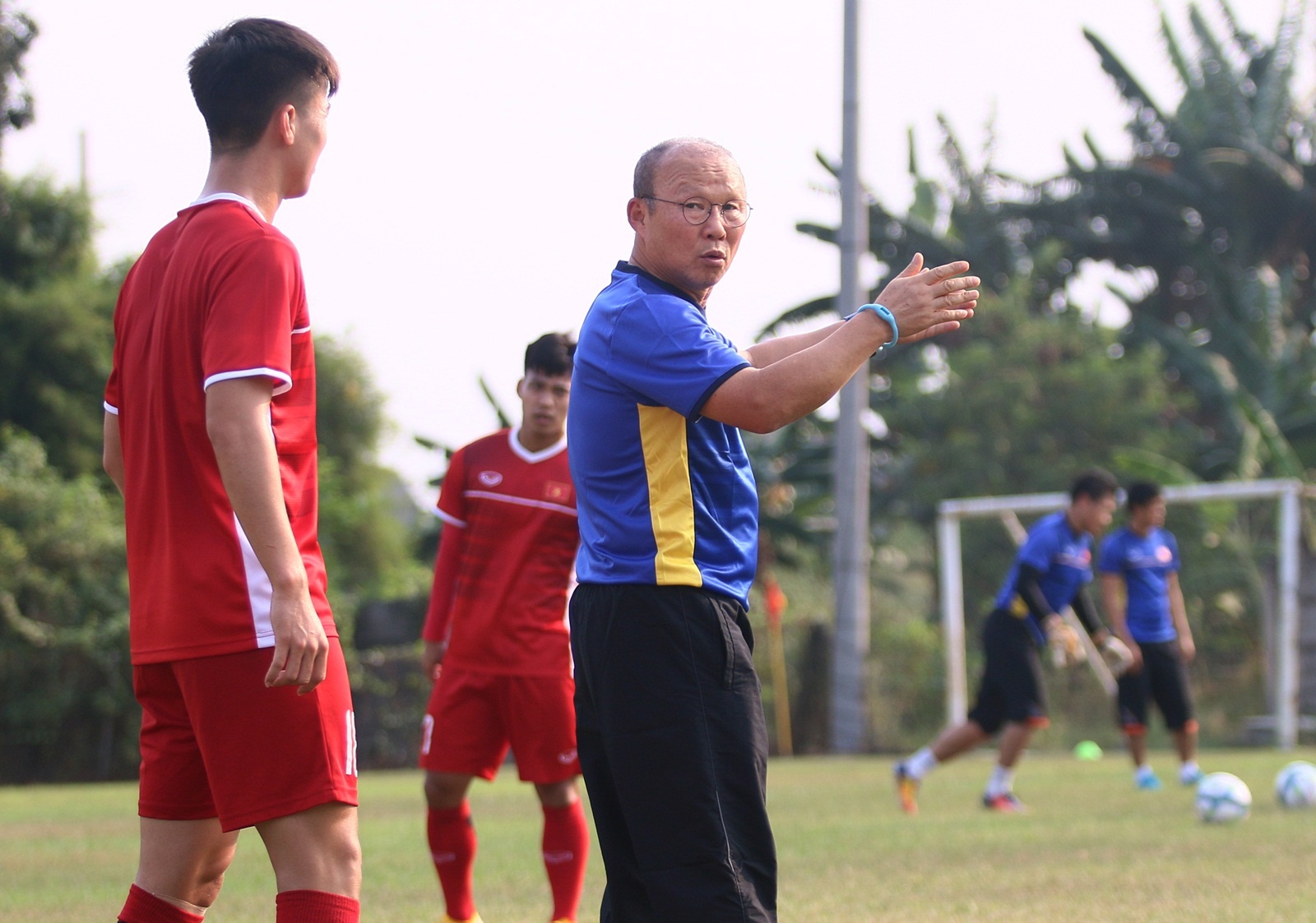 Olympic Nhat Ban,  Olympic Viet Nam,  ASIAD,  penalty,  11m,  phat den,  luan luu,  Bui Tien Dung,  Nguyen Van Hoang anh 9