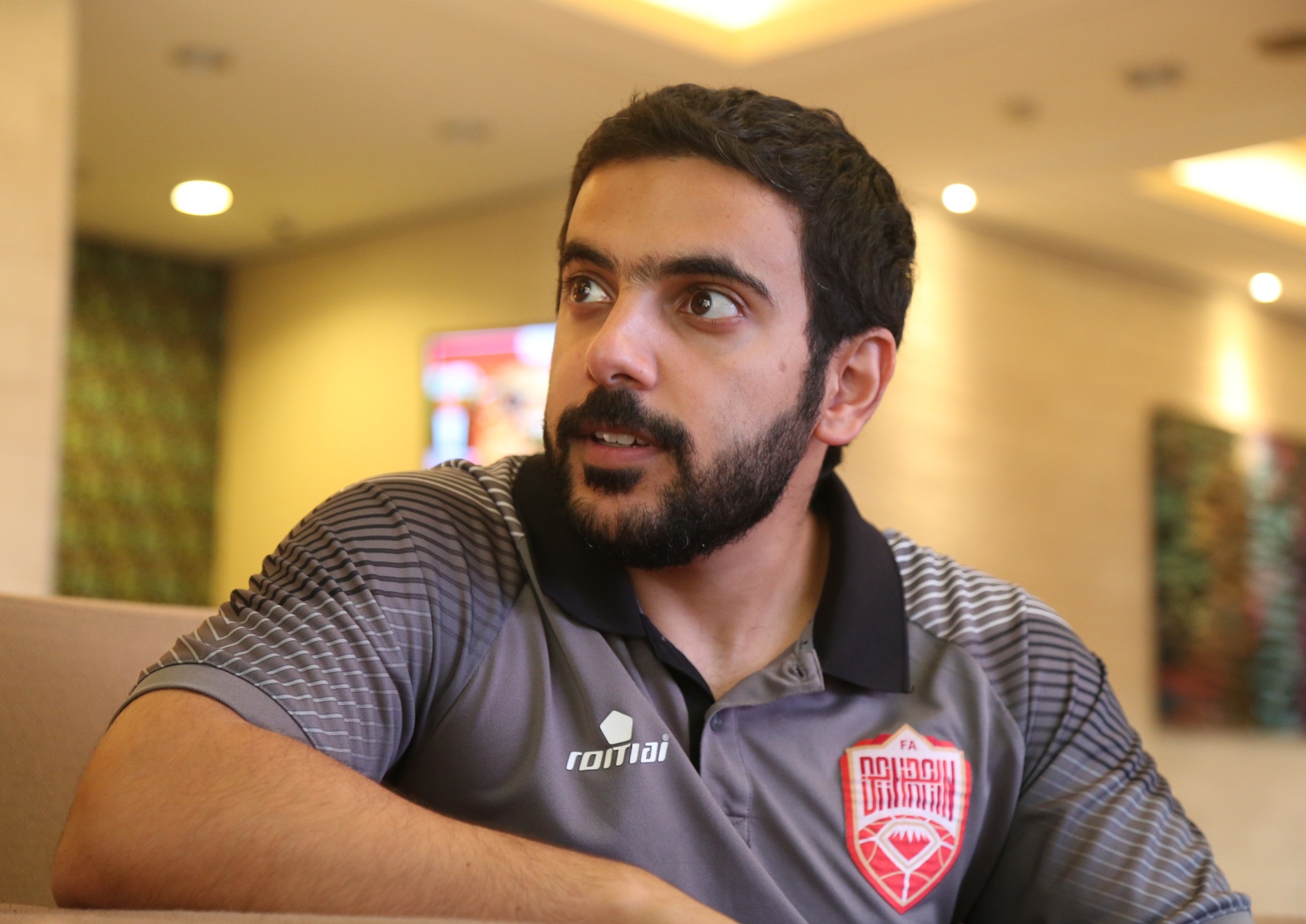 Olympic Bahrain,  Ahmed Bin Isa Al Khalifa,  Olympic Viet Nam,  ASIAD,  chau au,  Van Quyet,  Quang Hai,  Hung Dung,  Bahrain anh 1