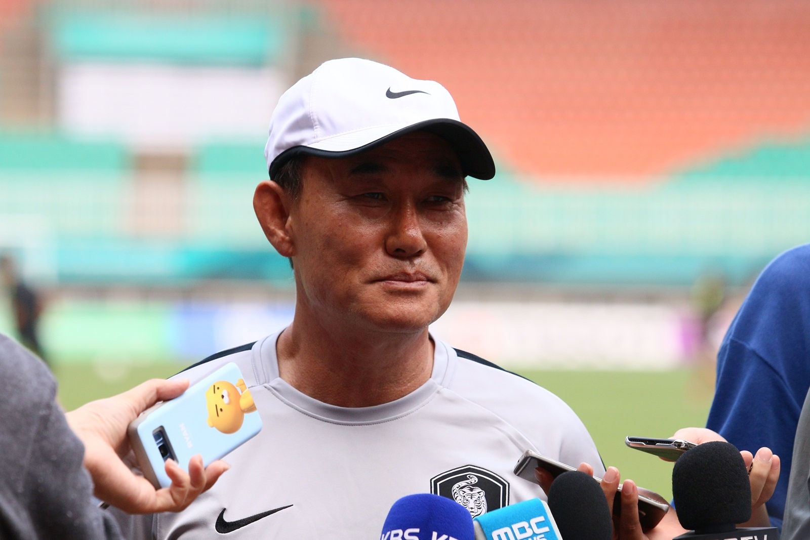 'Alex Ferguson cua Han Quoc' tu tin danh bai HLV Park Hang-seo hinh anh