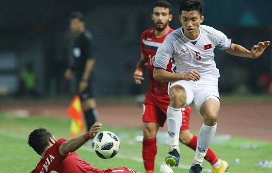 Hau ve Doan Van Hau vang mat o tran gap Olympic Han Quoc hinh anh