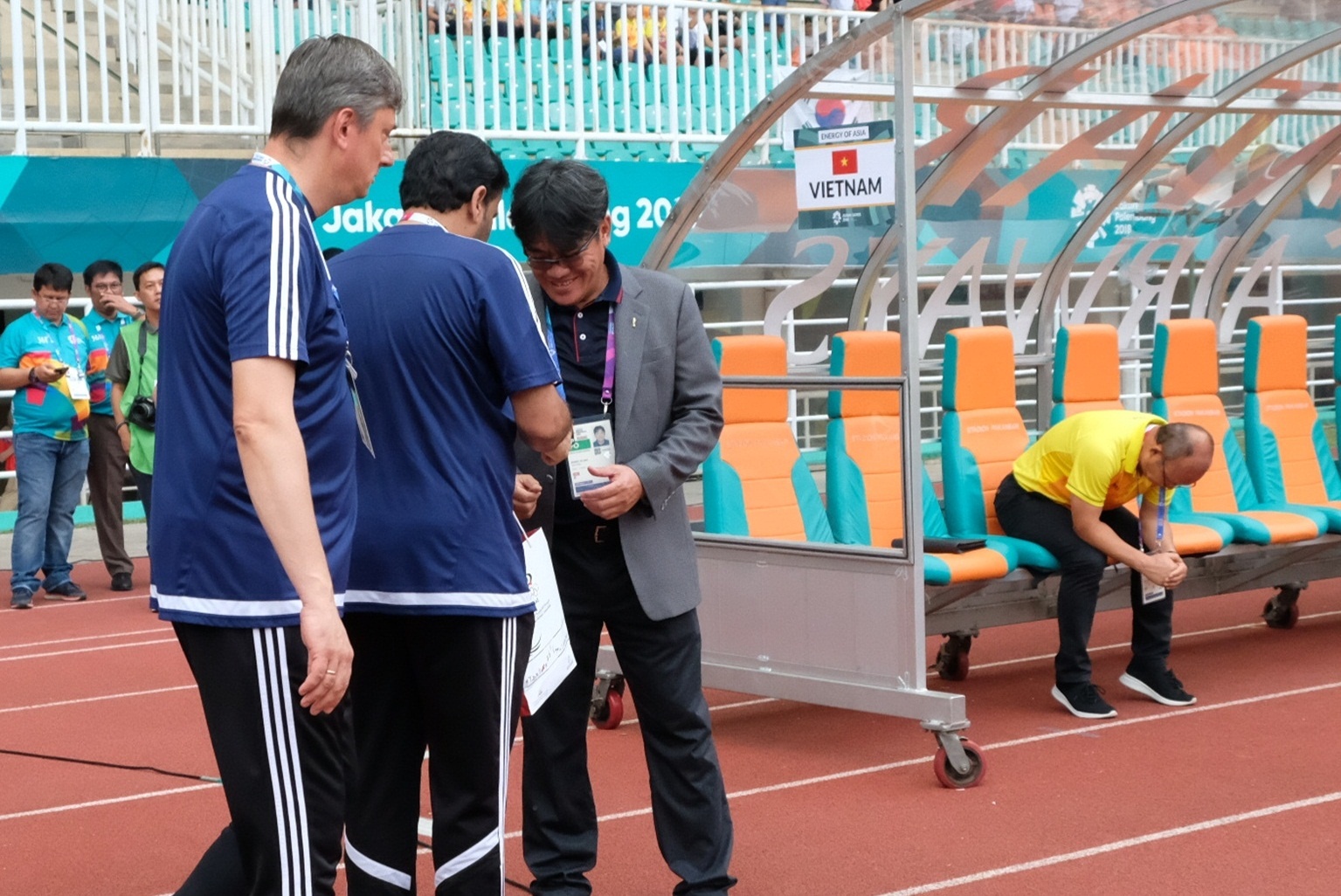 Park Hang-seo,  Olympic Viet Nam,  Olympic UAE,  luan luu,  11m,  asiad,  huy chuong dong anh 1