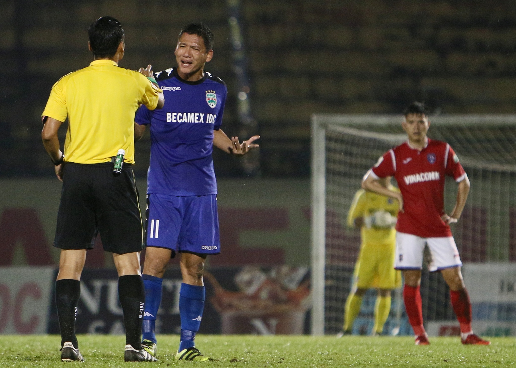 tran van lap,  trong tai,  be coi,  ho tan tai,  v.league,  binh duong,  quang ninh,  tran minh chien anh 5