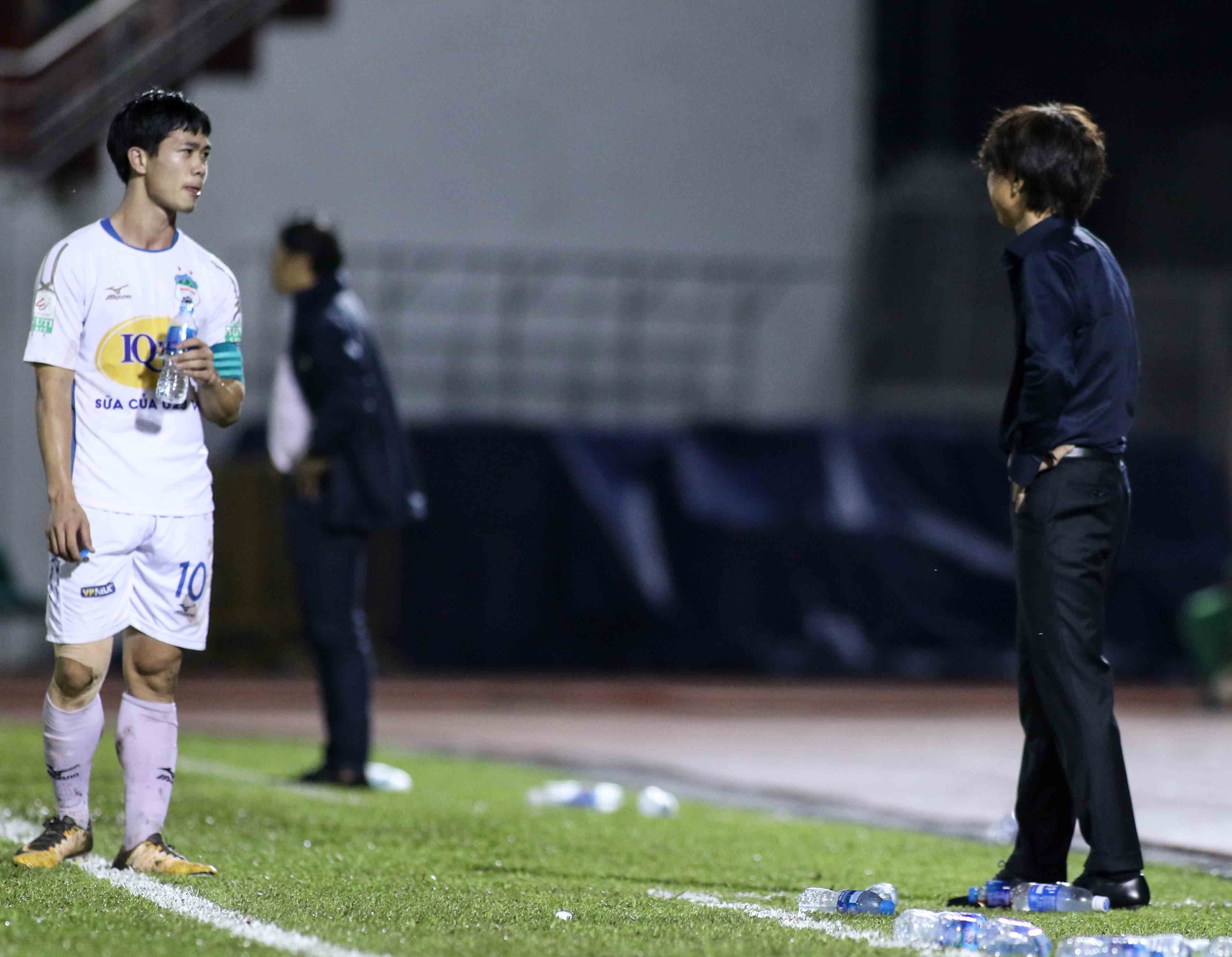 HAGL,  CLB TP.HCM,  V.League,  Cong Phuong,  bat luc,  toshiya miura,  duong minh ninh anh 8