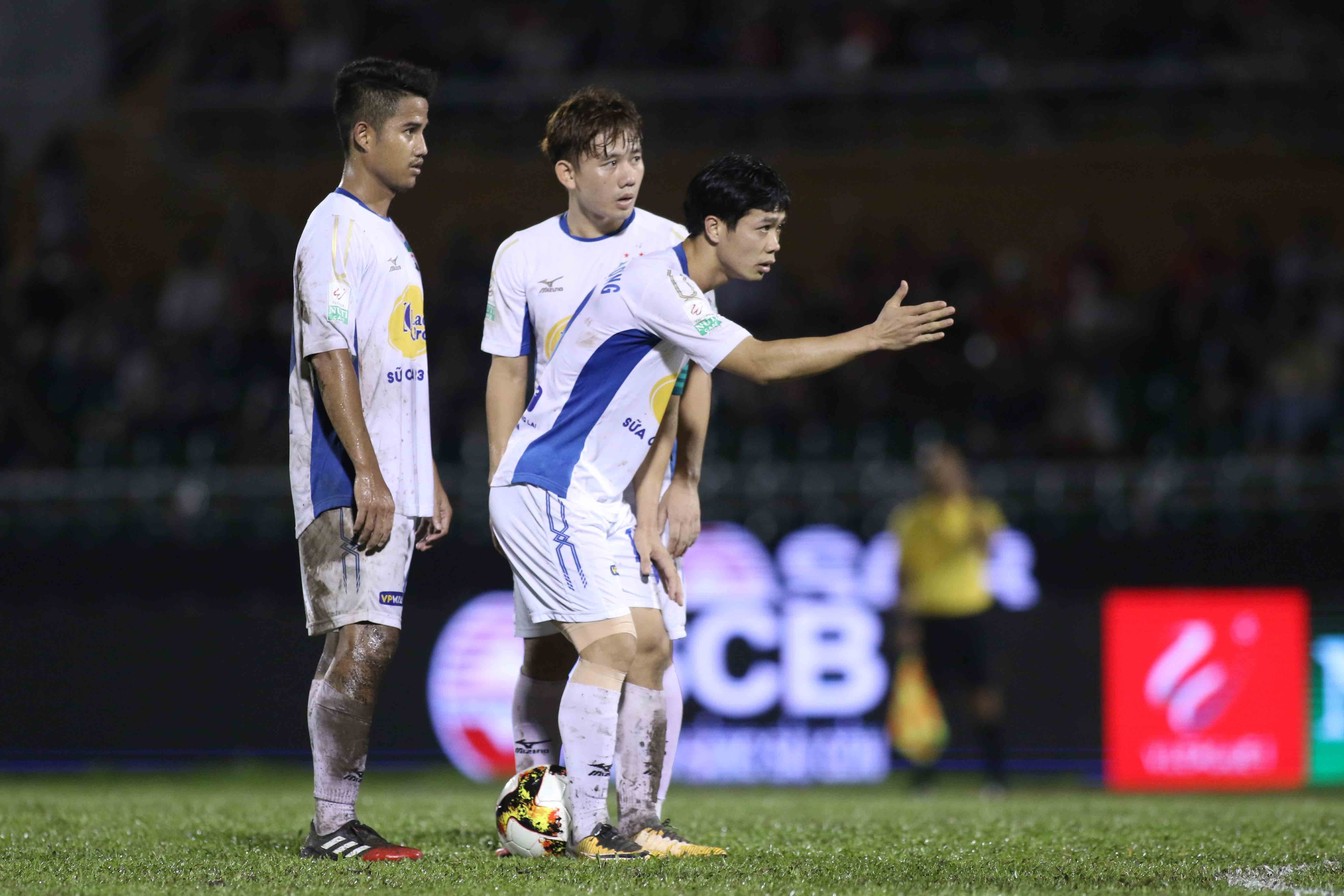 HAGL,  CLB TP.HCM,  V.League,  Cong Phuong,  bat luc,  toshiya miura,  duong minh ninh anh 7