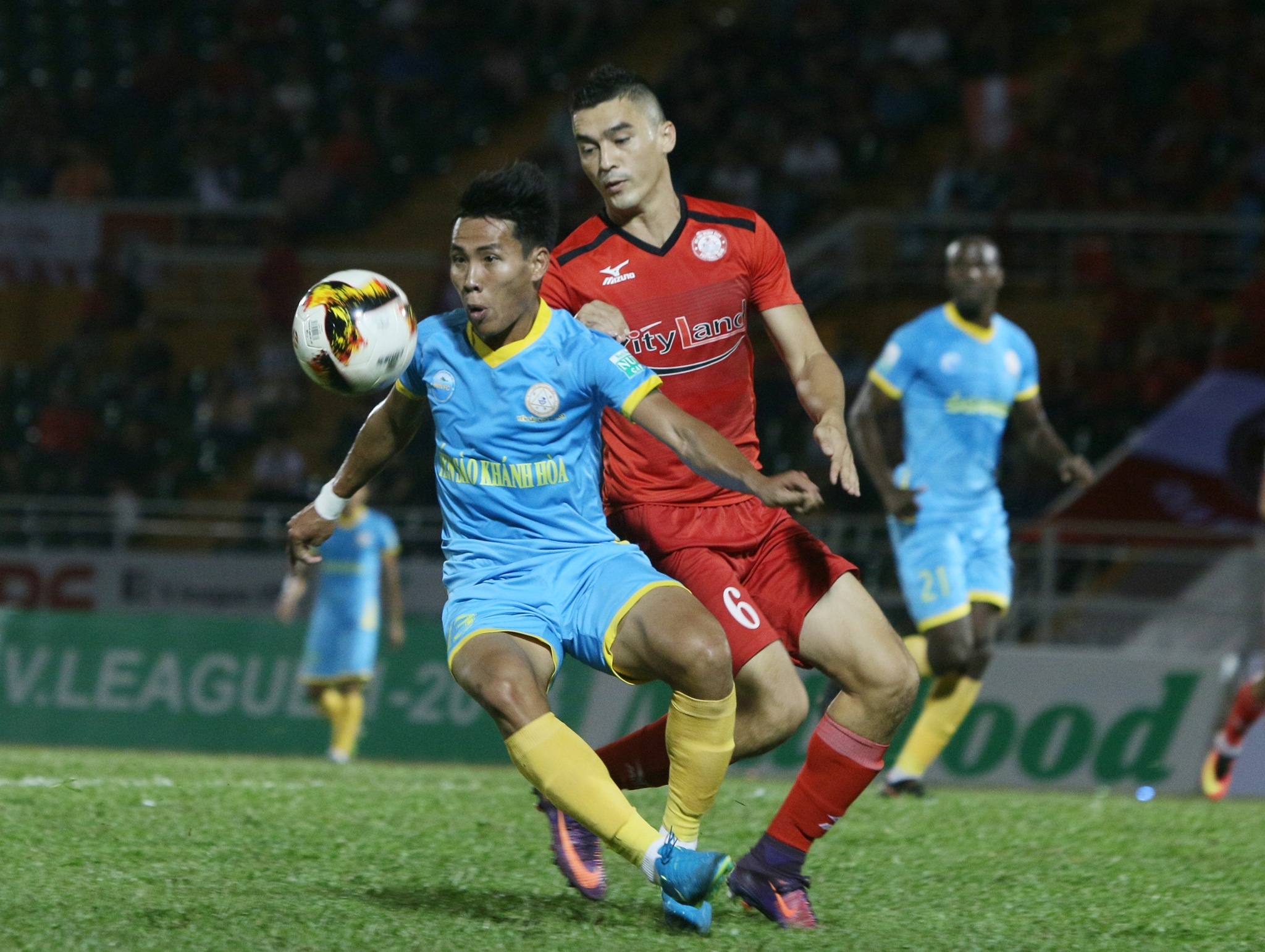 Vo Dinh Tan,  AFF Cup 2018,  Park Hang Seo,  danh sach AFF,  Nguyen Tuan Manh,  Nguyen Hoang Quoc Chi anh 2