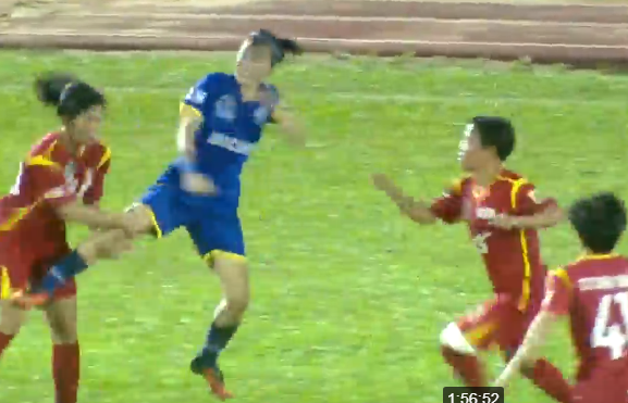 Vu nu cau thu danh nhau: 'Neu bi ky luat se khong con ai thi dau' hinh anh