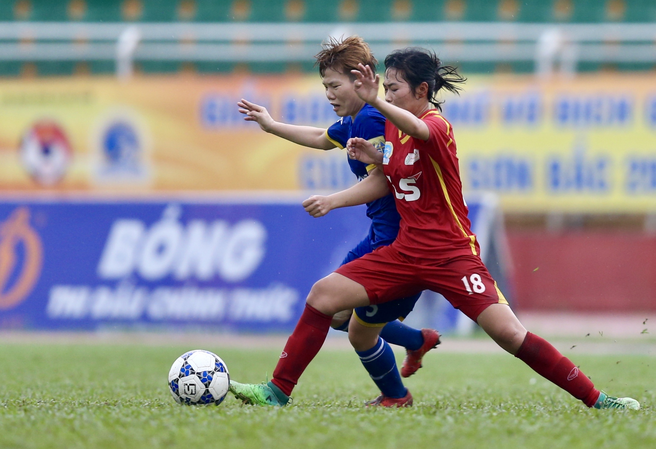 Đoàn Thị Kim Chi, nữ cầu thủ, nữ TP.HCM I, Than Khoáng Sản, đánh nhau, ẩu đả, Ban kỷ luật, VFF ảnh 2 Doan Thi Kim Chi, nu cau thu, nu TP.HCM I, Than Khoang San, danh nhau, au da, Ban ky luat, VFF anh 2