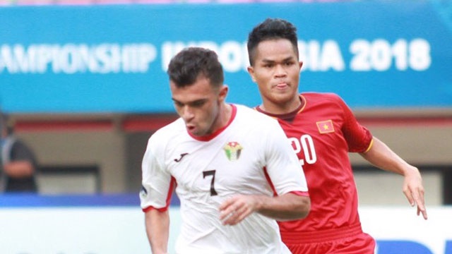 Thung luoi phut 89, U19 Viet Nam ra quan thua nguoc 1-2 o giai chau A hinh anh