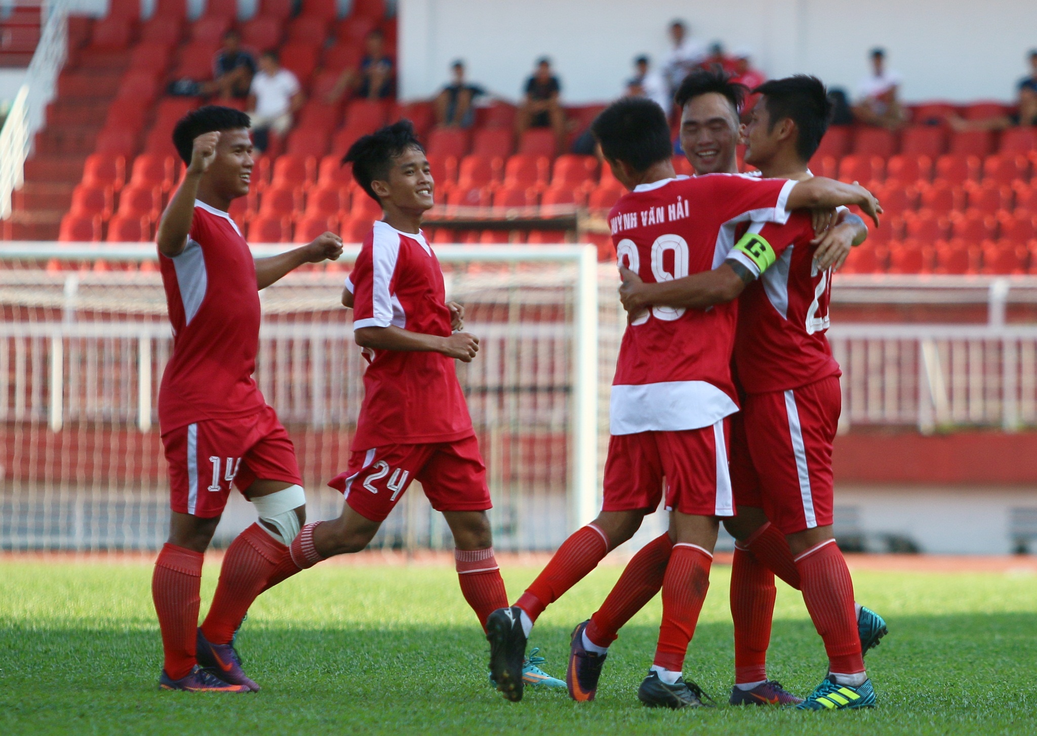 CLB Dong Nai gio ra sao sau vu tieu cuc bon nam truoc? hinh anh
