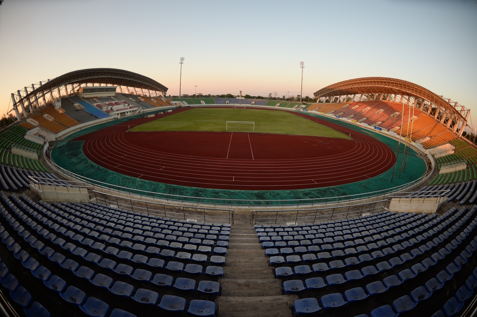 SVD cua Lao goi ky niem buon SEA Games 2009 cho tuyen Viet Nam hinh anh