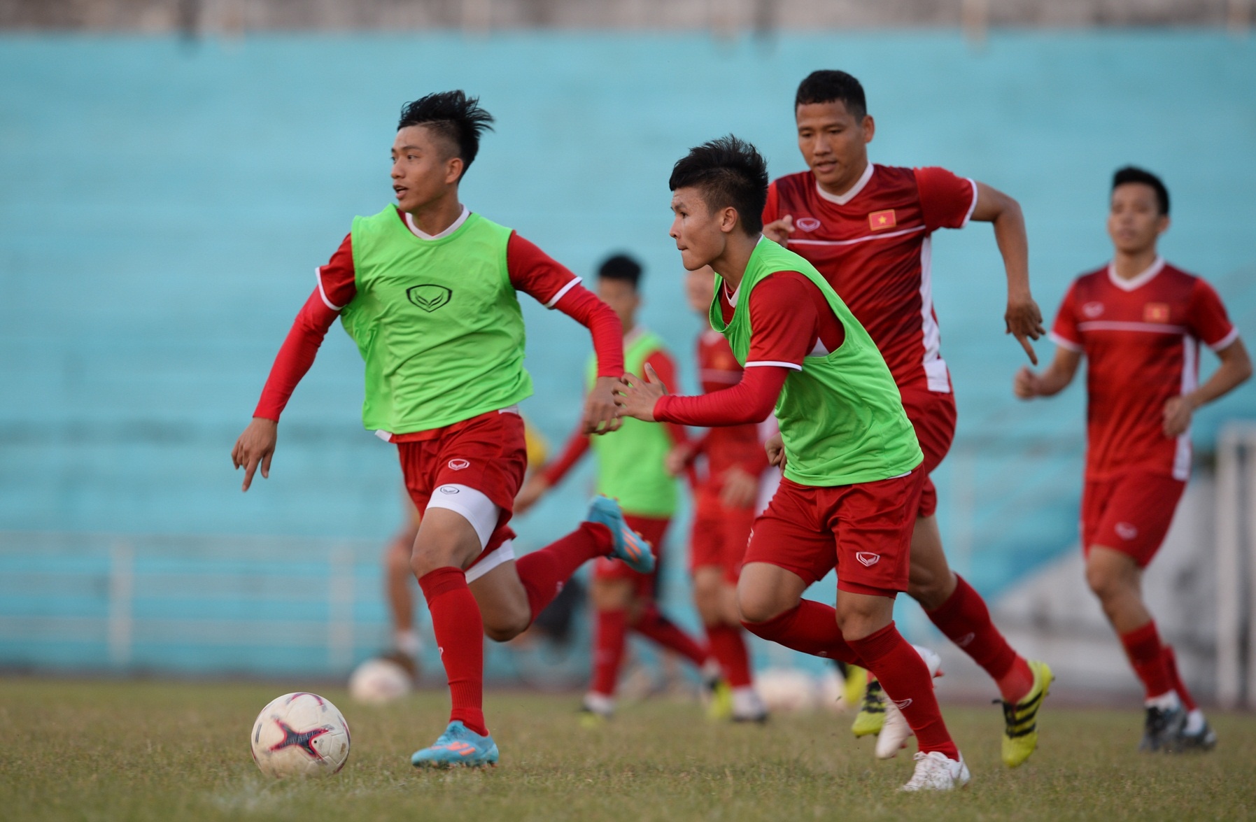 đội tuyển Việt Nam, Việt Nam, Lào, AFF Cup, sân bê tông, Park Hang Seo ảnh 7 doi tuyen Viet Nam, Viet Nam, Lao, AFF Cup, san be tong, Park Hang Seo anh 7