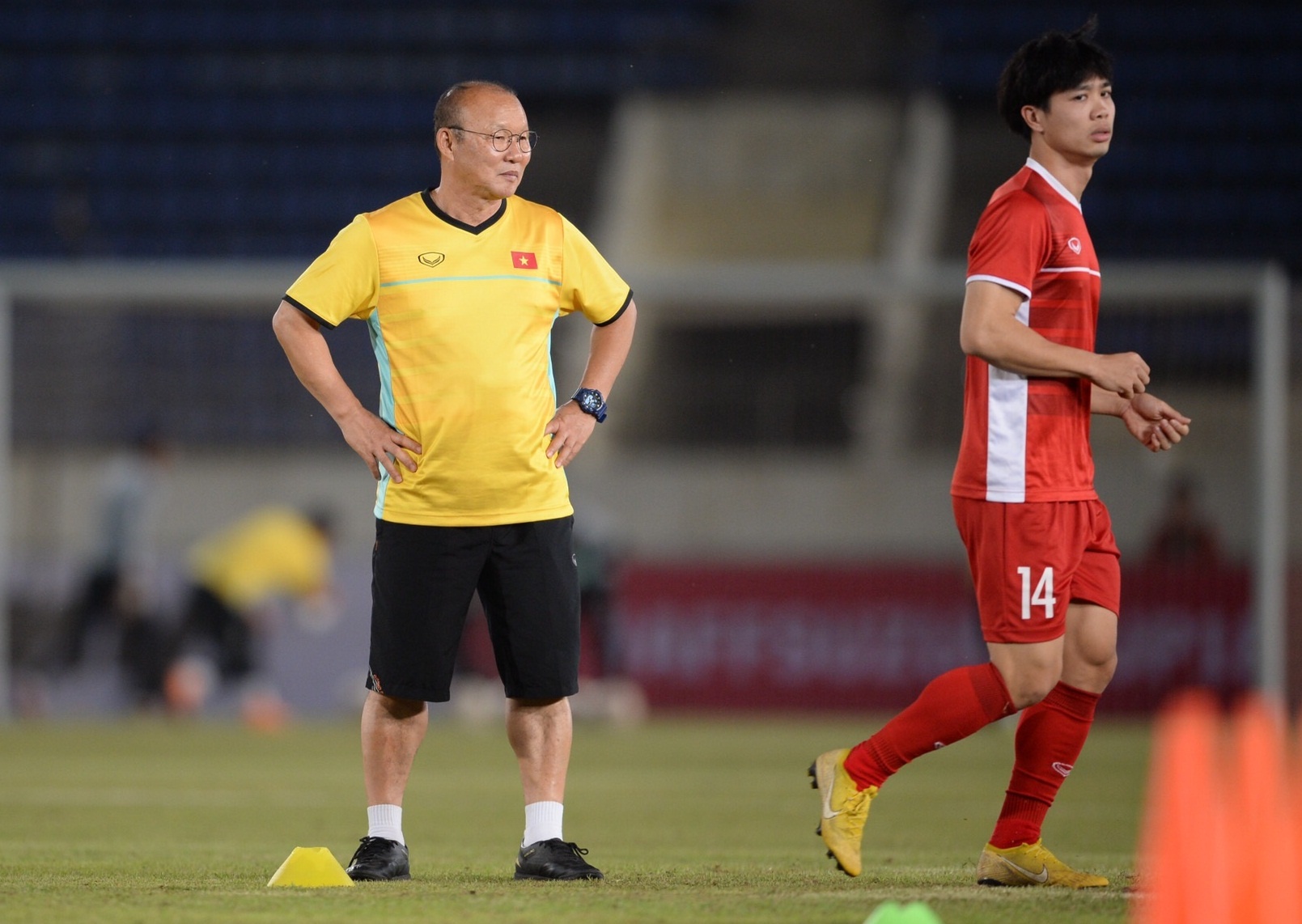 Lào, Quế Ngọc Hải, Park Hang Seo, giảm cân, đội tuyển Việt Nam, AFF, AFF Cup ảnh 7 Lao, Que Ngoc Hai, Park Hang Seo, giam can, doi tuyen Viet Nam, AFF, AFF Cup anh 7