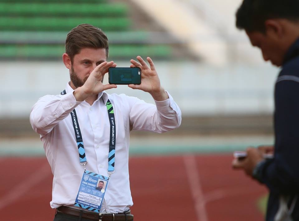 Tro ly ngon ngu cua HLV Park gap tai nan nghe nghiep o AFF Cup hinh anh