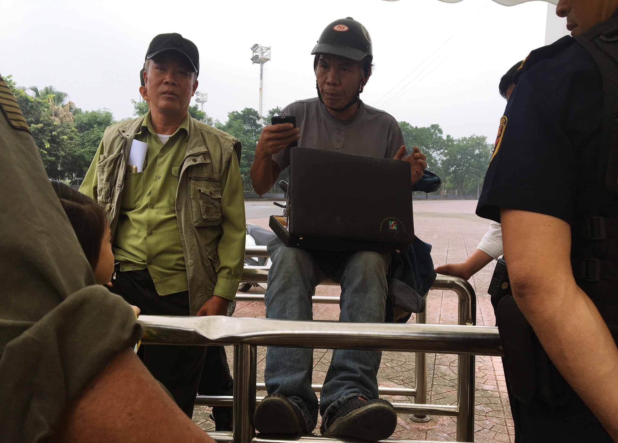 Viet Nam,  Malaysia,  AFF,  ve xem tran Malaysia,  ve,  My Dinh,  cuu chien binh,  thuong binh,  VFF anh 1