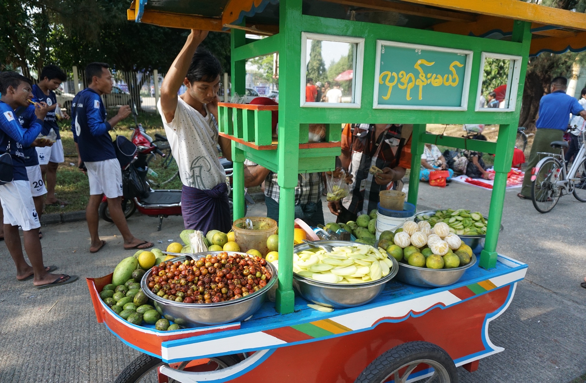 Myanmar,  CDV Myanmar,  doi tuyen Viet Nam,  AFF Cup,  Thuwanna anh 6
