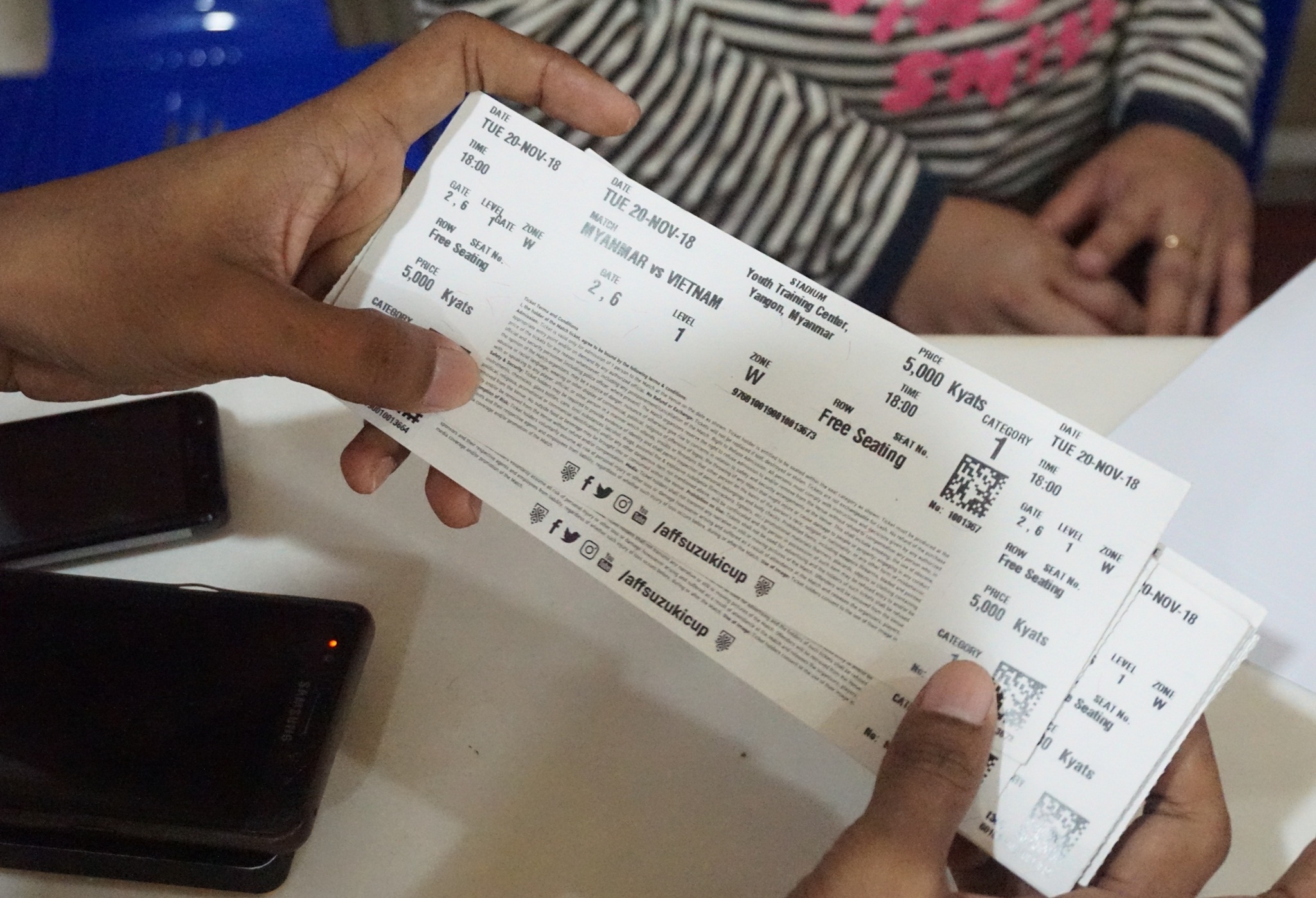 Myanmar,  CDV Viet Nam,  phao sang,  an ninh,  Thunwunna,  doi tuyen Viet Nam,  ve,  Park Hang Seo anh 2