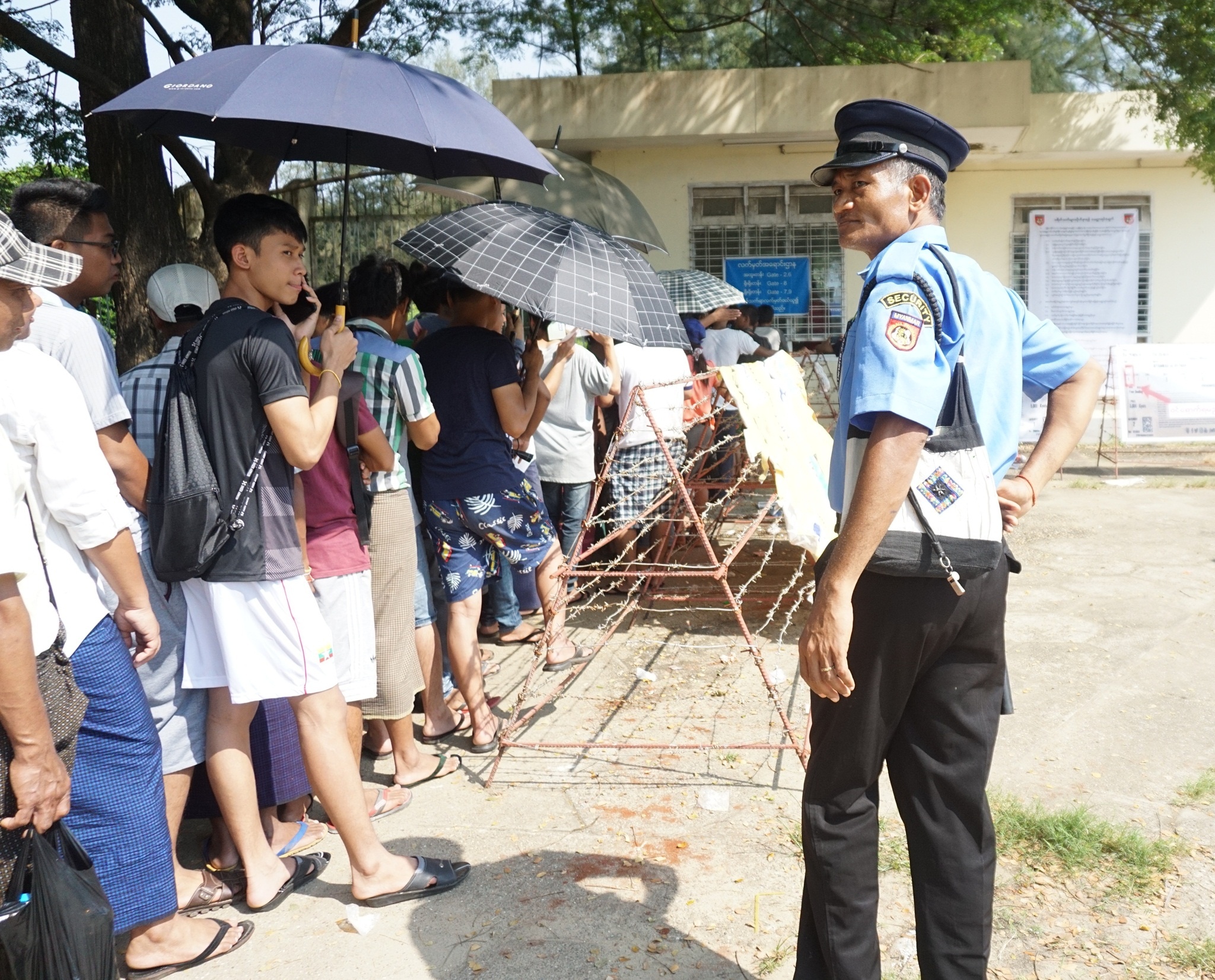 Myanmar,  CDV Myanmar,  doi tuyen Viet Nam,  AFF Cup,  Thuwanna anh 9