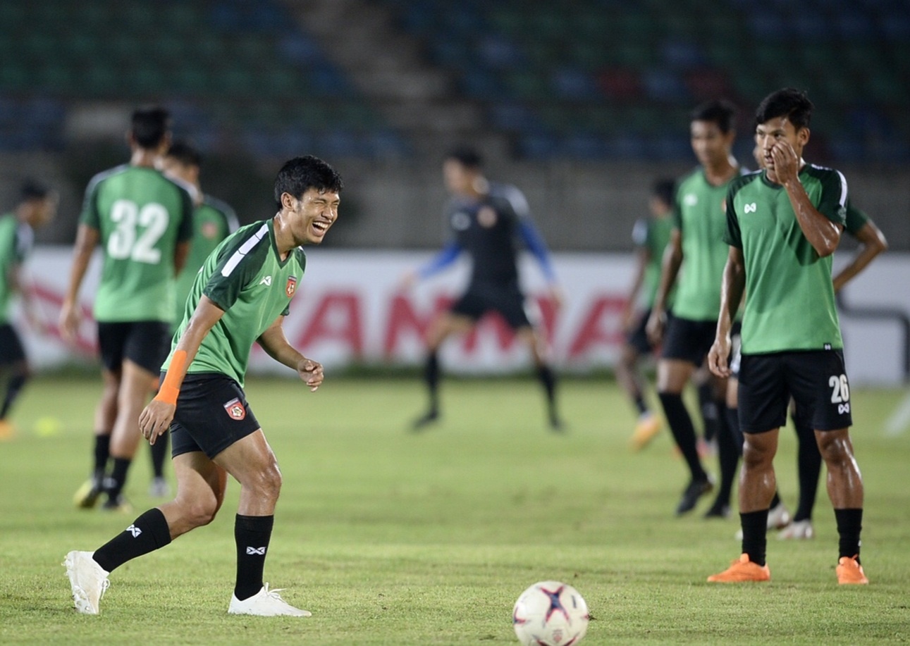 Myanmar,  Aung Thu,  Viet Nam,  doi tuyen,  Park Hang Seo,  AFF Cup,  AFF anh 5