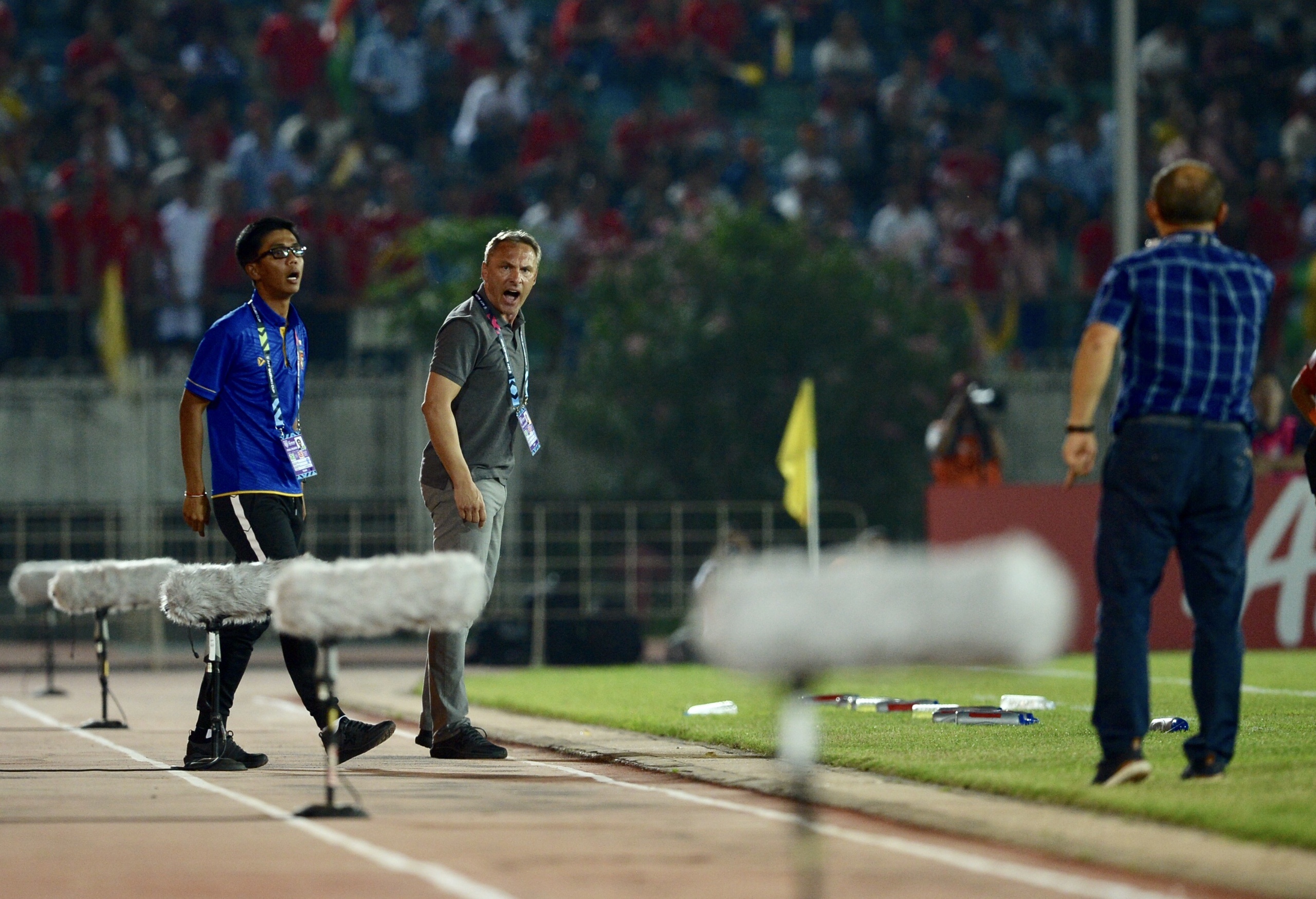 Park Hang Seo, Antoine Hey, Myanmar, trọng tài, AFF ảnh 1 Park Hang Seo, Antoine Hey, Myanmar, trong tai, AFF anh 1