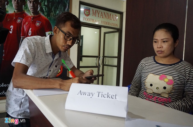 CDV Viet Nam,  Myanmar,  Thuwunna,  Viet Nam,  AFF Cup,  ve cho den,  phe ve anh 2