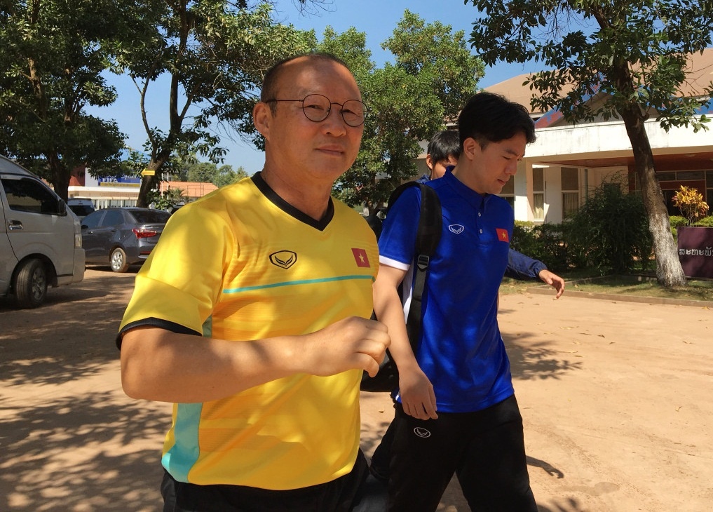 Park Hang Seo, VFF, AFF, phạt tiền, 10 ngàn đô, cầu thủ việt nam, lào, truyền thông ảnh 1 Park Hang Seo, VFF, AFF, phat tien, 10 ngan do, cau thu viet nam, lao, truyen thong anh 1