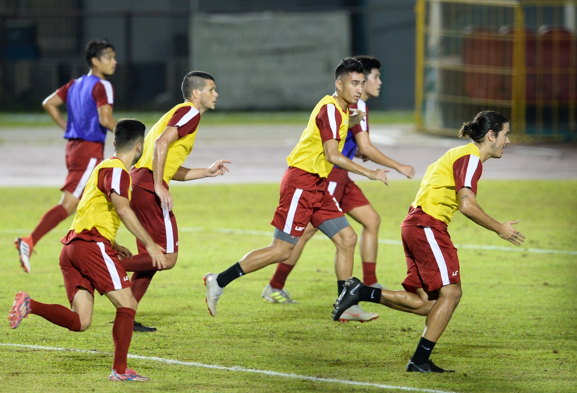 Philippines,  Viet Nam,  AFF,  AFF Cup,  Eriksson,  ban ket AFF,  Park Hang Seo anh 8