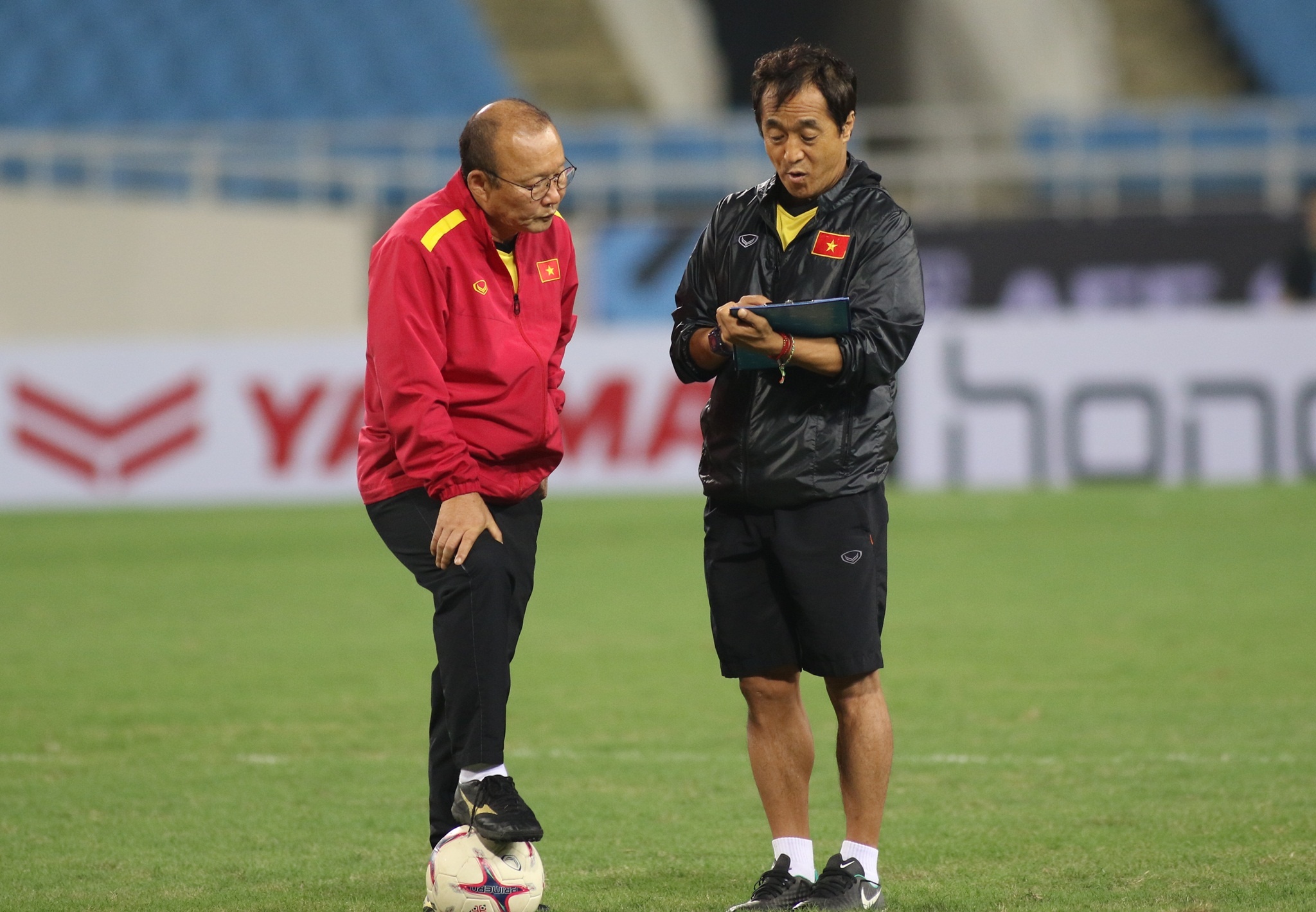 HLV Park Hang-seo khong cu nguoi xem Thai Lan da voi Malaysia hinh anh