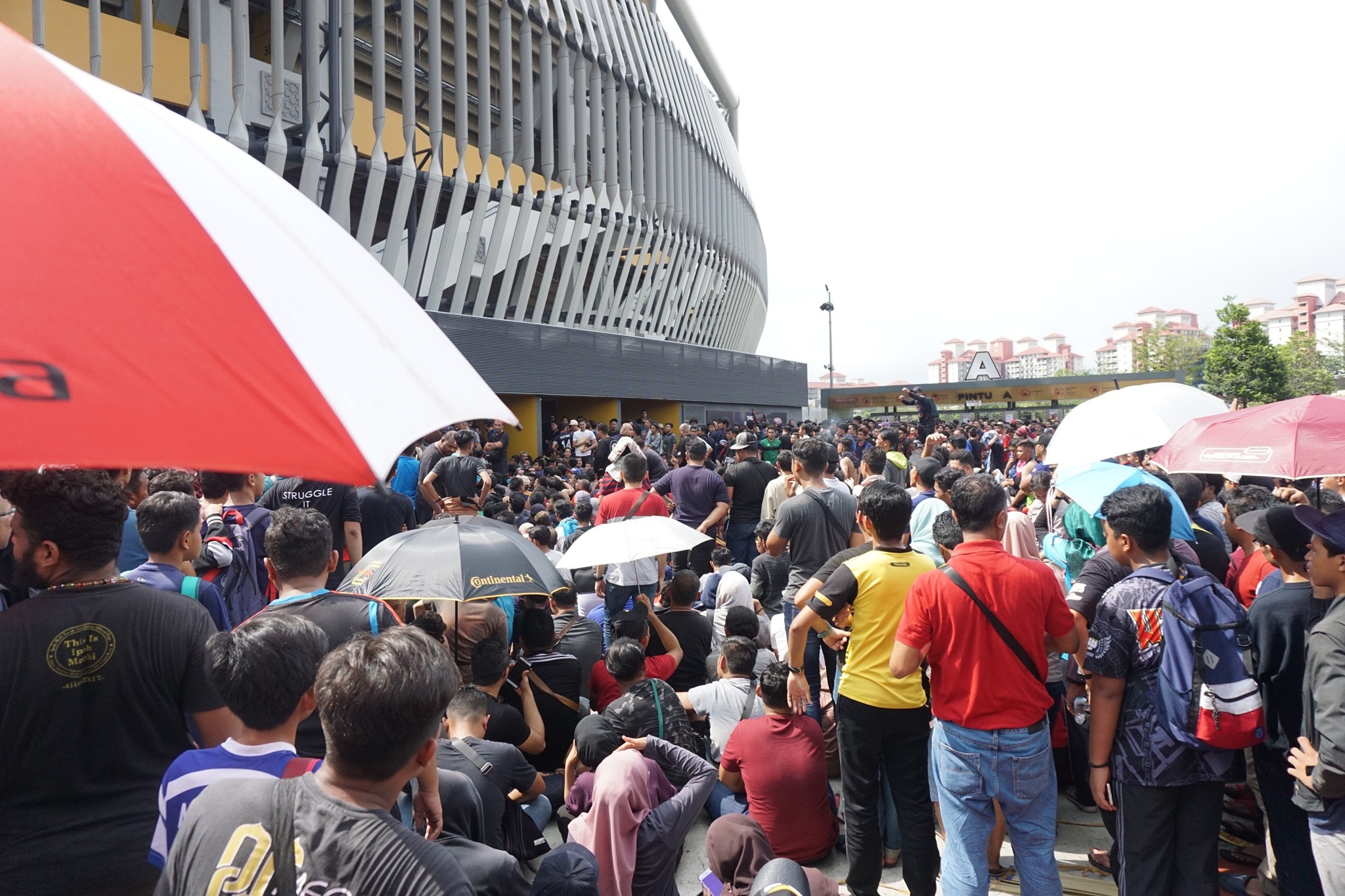 ve chung ket,  CDV,  Viet Nam,  Malaysia,  AFF,  hon loan,  bukit jalil anh 6