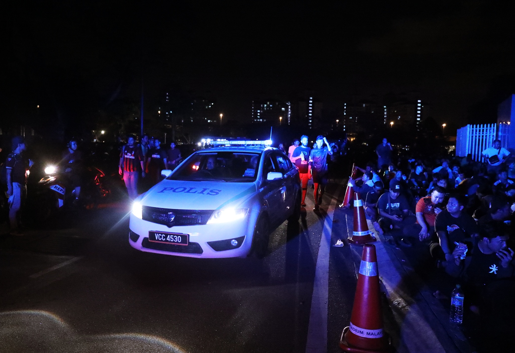 Malaysia,  Viet Nam,  AFF,  AFF Cup,  CDV,  Bukit Jalil,  mua ve,  xep hang anh 11