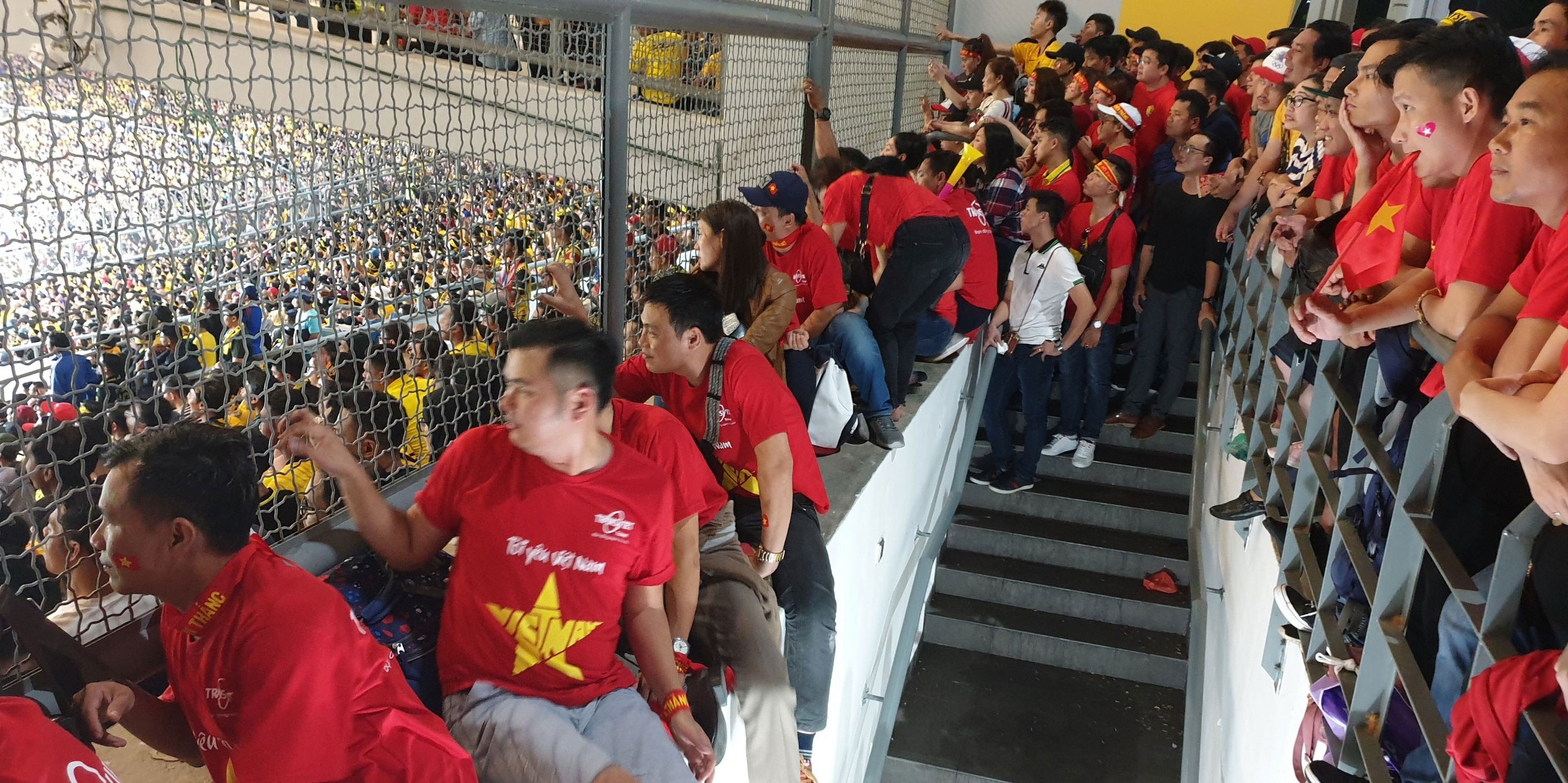 Việt Nam, Malaysia, chung kết AFF Cup, AFF, CĐV Việt Nam, CĐV Malaysia, Bukit Jalil, Mỹ Đình ảnh 1 Viet Nam, Malaysia, chung ket AFF Cup, AFF, CDV Viet Nam, CDV Malaysia, Bukit Jalil, My Dinh anh 1