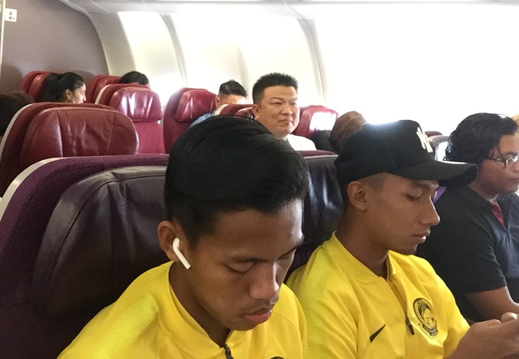 Malaysia,  Viet Nam,  binh dan,  chuyen bay,  My Dinh,  Ha Noi,  AFF,  chung ket AFF anh 1