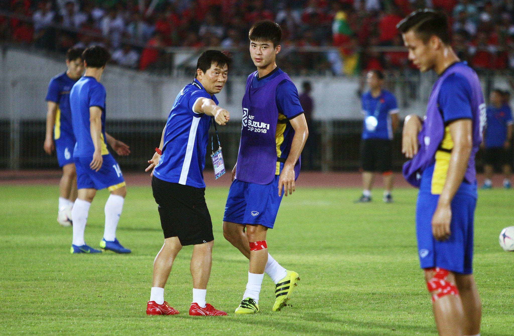 VFF,  san My Dinh,  My Dinh,  cau thu du bi,  Viet Nam,  Malaysia,  AFF,  chung ket AFF anh 3