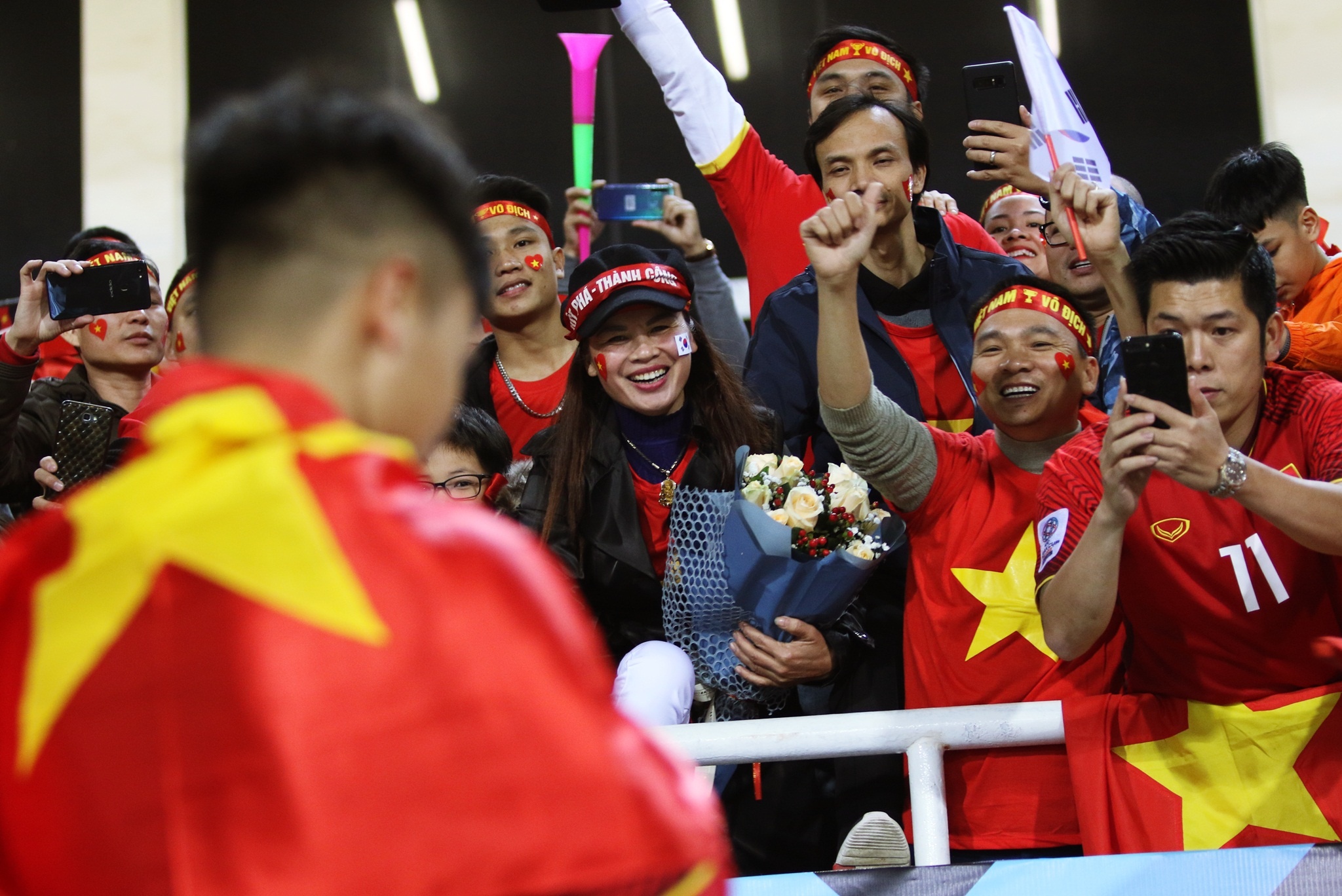 me quang hai,  quang hai,  aff,  chung ket aff,  duong thi cuc,  bo quang hai anh 4