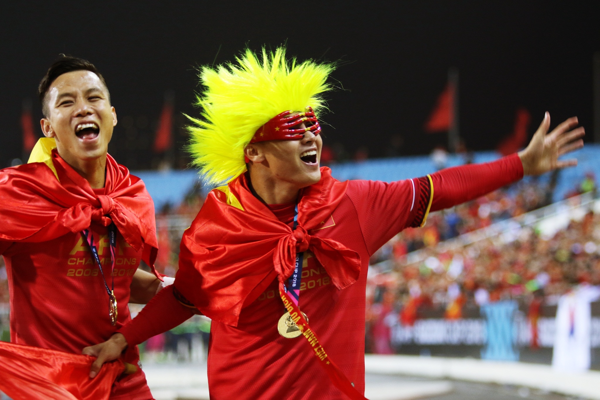 me quang hai,  quang hai,  aff,  chung ket aff,  duong thi cuc,  bo quang hai anh 2