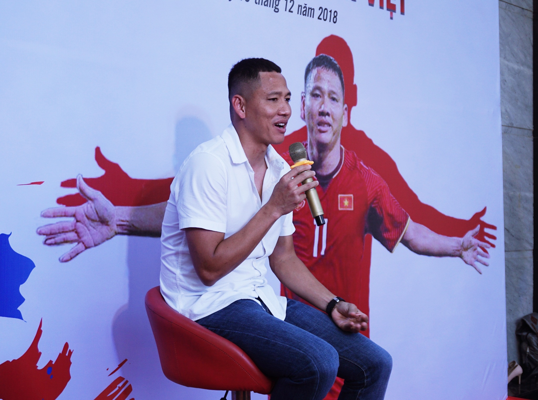 Nguyen Anh Duc noi bi loai asian cup anh 1