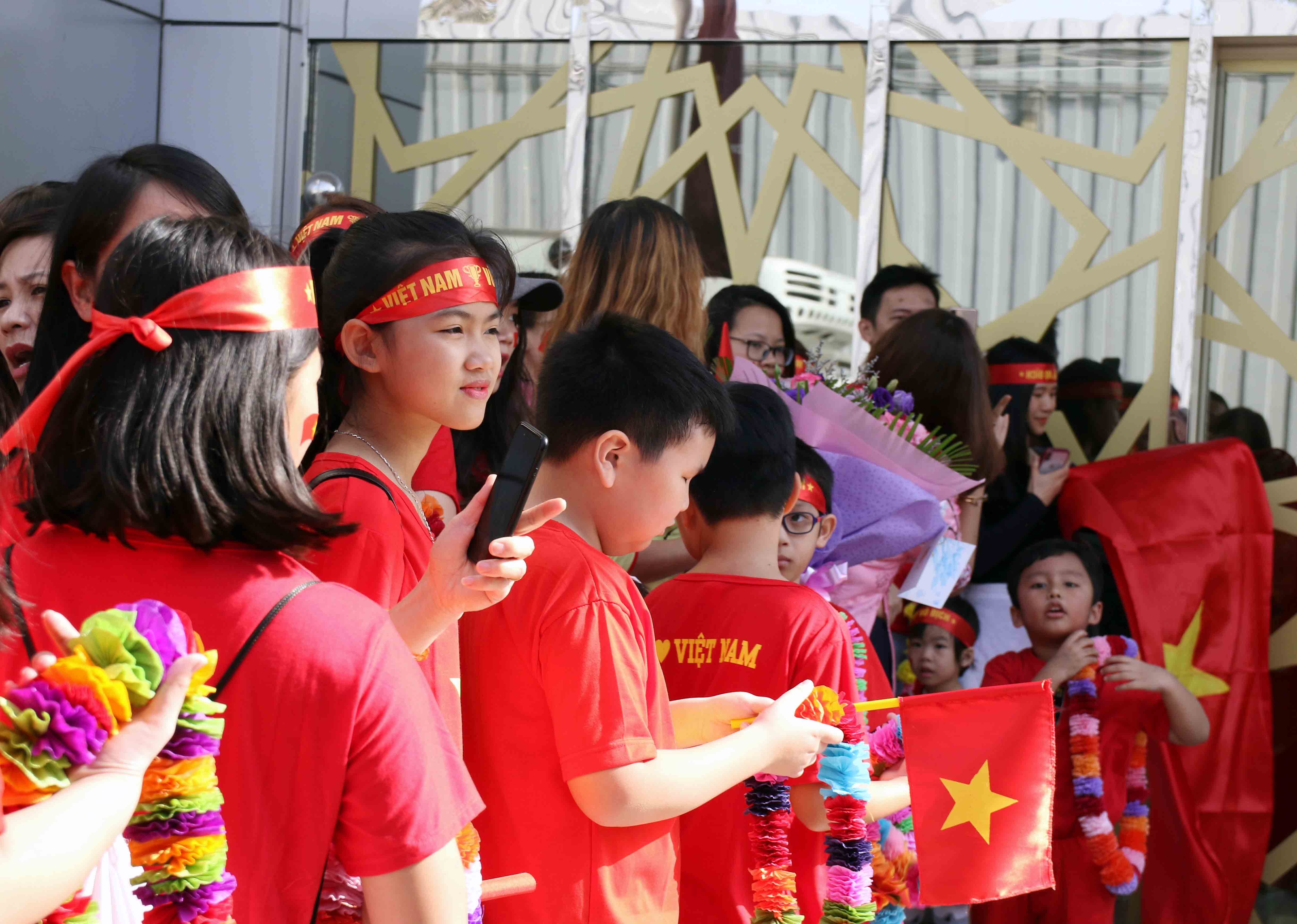 Park Hang Seo,  Asian Cup,  Chuc mung sinh nhat,  Viet Nam,  Oman,  Qatar,  Iran,  Iraq anh 3