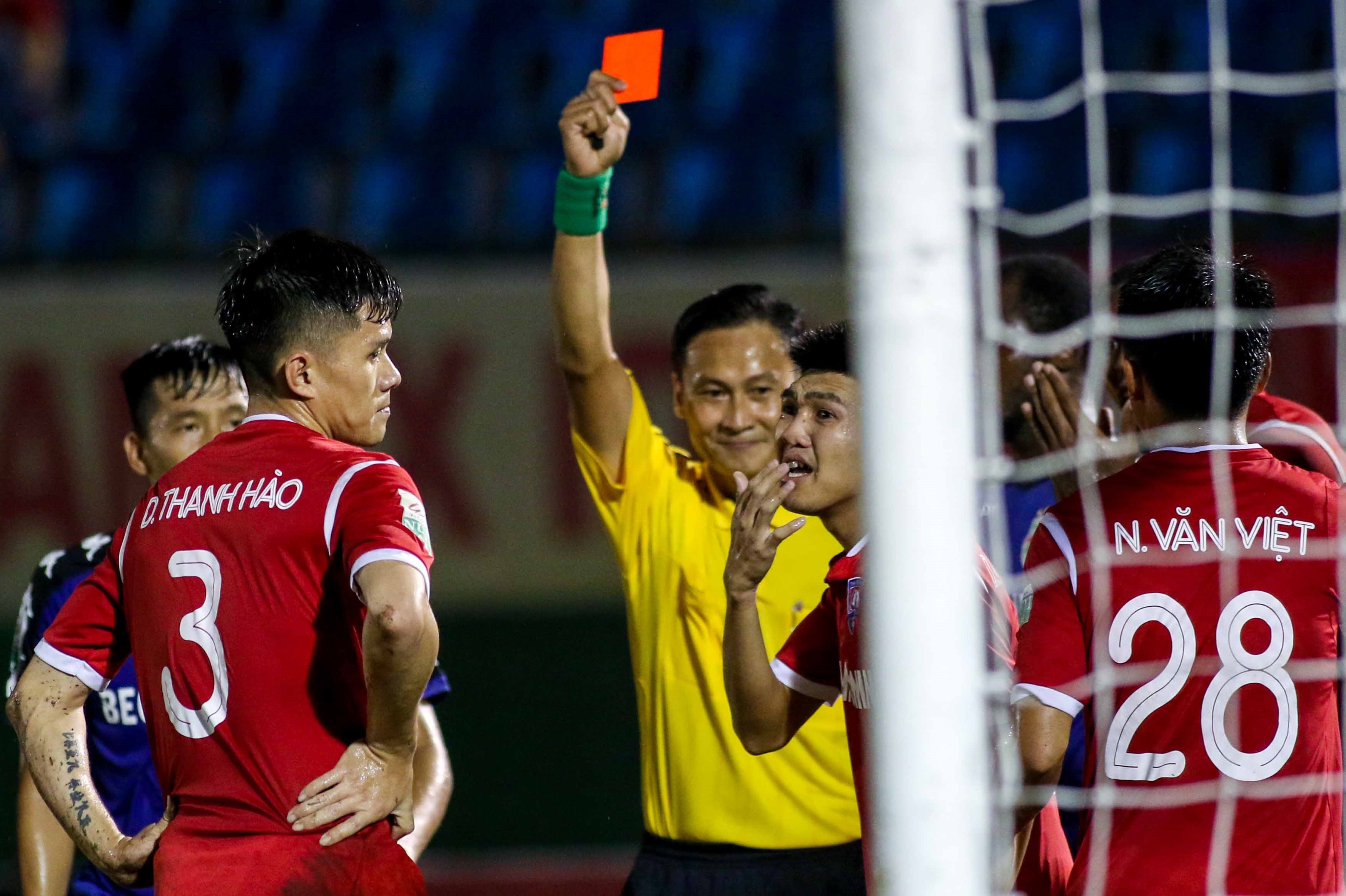 VAR nhieu kha nang duoc su dung o V.League 2019 hinh anh