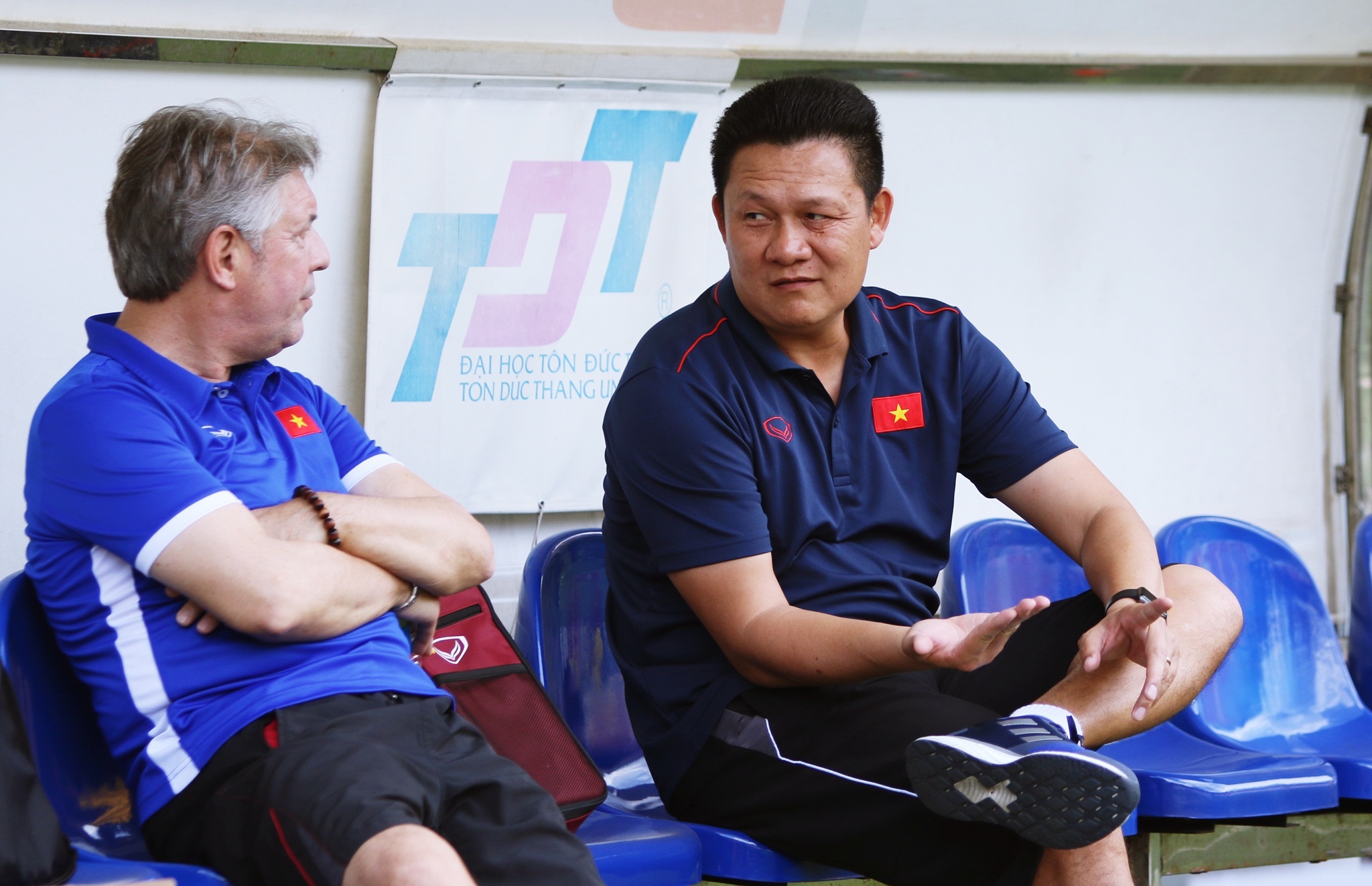 HLV U22 Viet Nam: 'Chung toi khac nhung van hoc ong Park Hang-seo' hinh anh