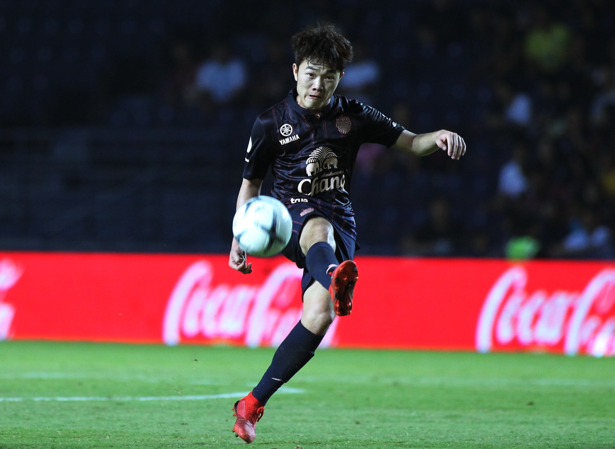 Ty phu Thai Lan ra tan duong bien dong vien Xuan Truong hinh anh