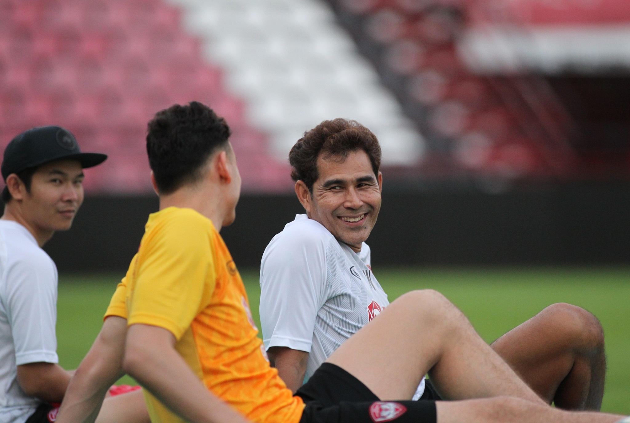 Dang Van Lam,  Van Lam,  Muangthong United,  Coach Jam,  Jam Ashrapov,  Thai League anh 9