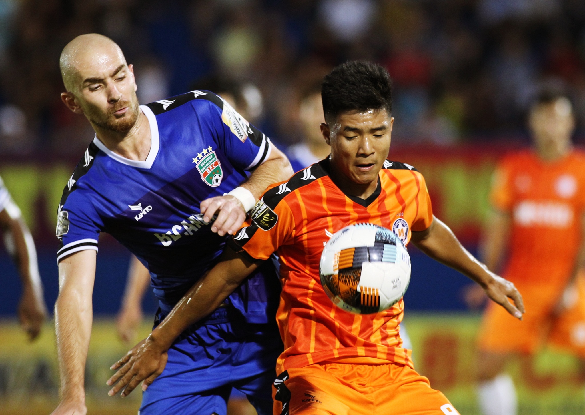 HLV Le Huynh Duc: 'Duc Chinh kho canh tranh o U23 Viet Nam' hinh anh