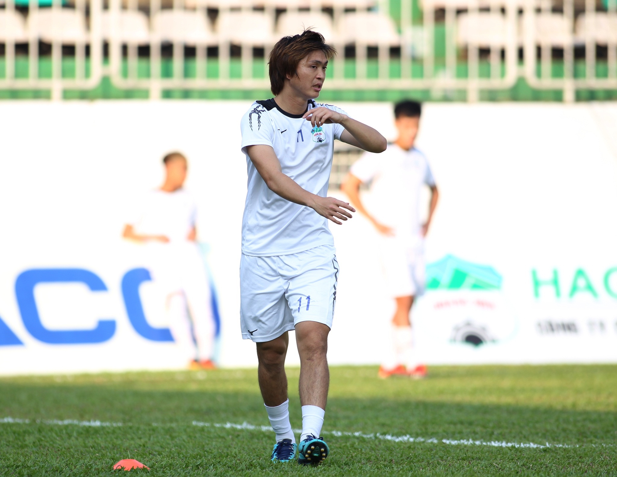 Nguyen Tuan Anh,  Tuan Anh,  HAGL,  trong tai,  Nguyen Thanh Cong,  V.League,  Van Toan,  CLB Sai Gon,  Sai Gon anh 2